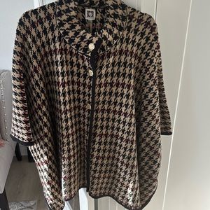 Anne Klein Houndstooth Pancho with gold buttons, red, tan and black